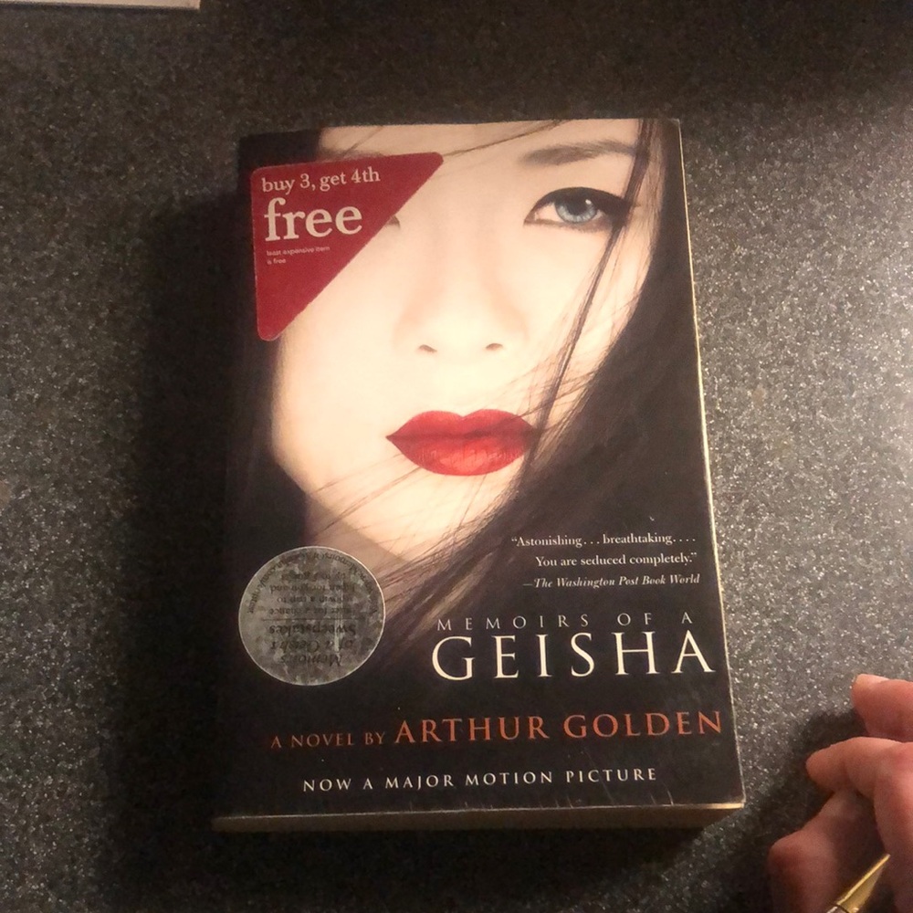 Memoirs of a Geisha Book